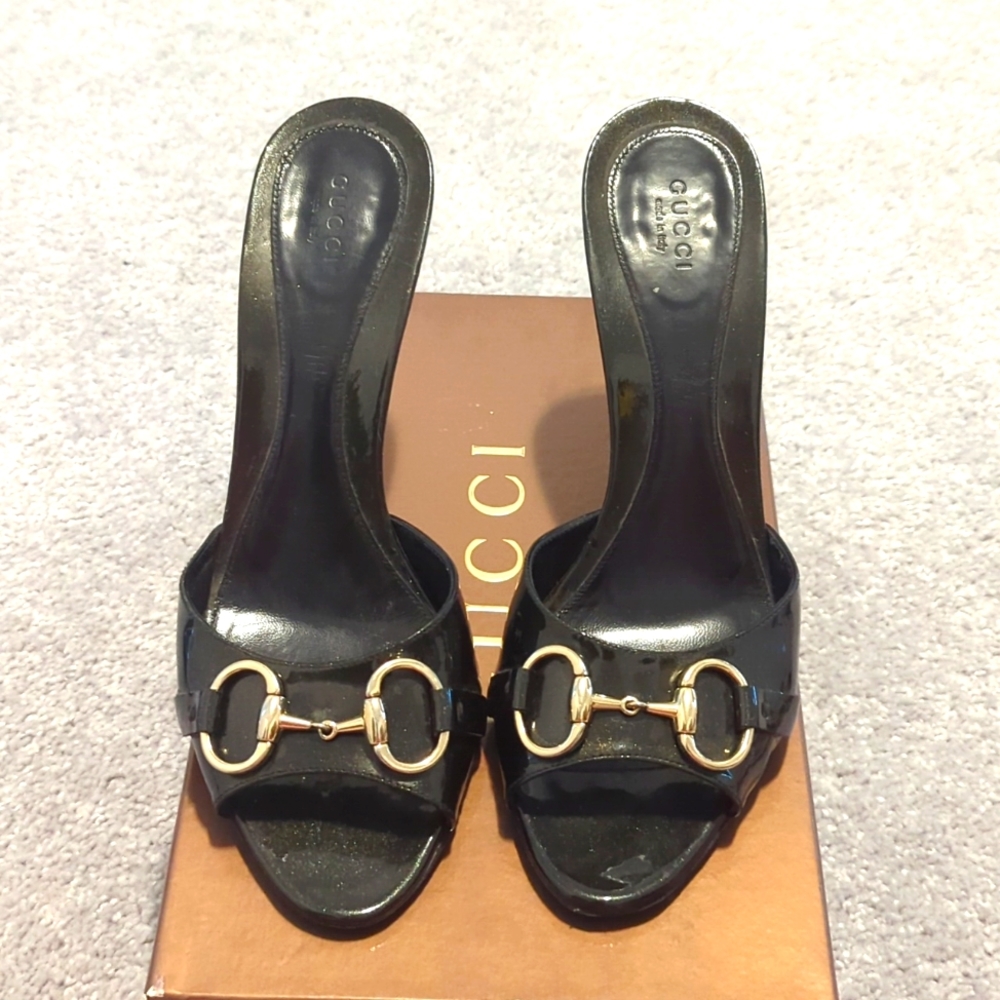 Gucci shoes